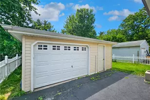 294 Plymouth Rd, Eastlake, OH 44095 - Photo 18