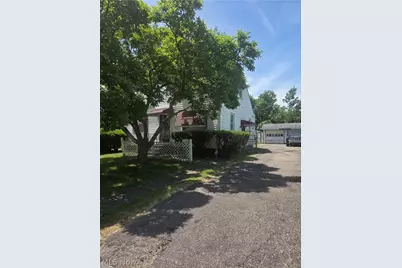 3942 East 188 Street, Loveland, OH 44122 - Photo 2