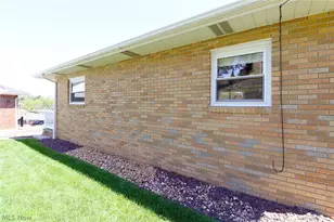 3145 Crestline Dr, Steubenville, OH 43952 - Photo 4