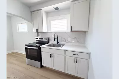 3407 Wellington Avenue, Parma, OH 44134 - Photo 2