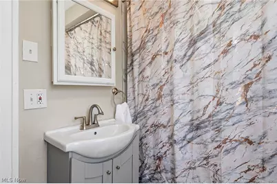 3386 Sylvanhurst Road, Cleveland Heights, OH 44112 - Photo 28