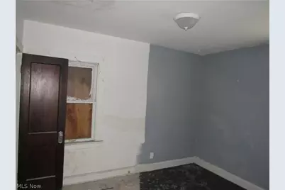 889 E 128th Street, Loveland, OH 44108 - Photo 10