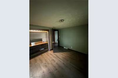 901 Munson Street, Akron, OH 44305 - Photo 8