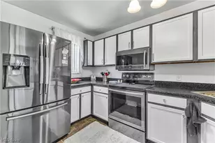 3765 Mercedes Pl, Canfield, OH 44406 - Photo 2