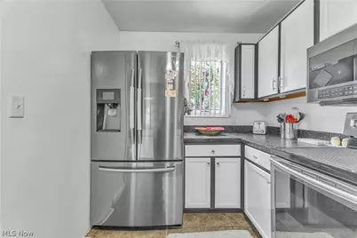 3765 Mercedes Place, Canfield, OH 44406 - Photo 4