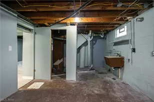 3816 Root Ave NE, Canton, OH 44705 - Photo 34