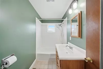 1010 1/2 Poplar Avenue, Belpre, OH 45714 - Photo 18