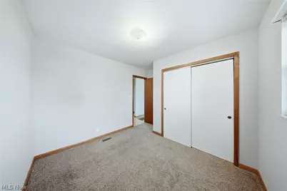 1010 1/2 Poplar Avenue, Belpre, OH 45714 - Photo 14