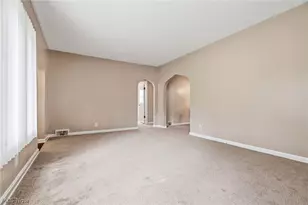 3312 Yale Ave NW, Canton, OH 44709 - Photo 12