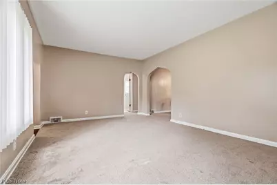 3312 Yale Avenue NW, Canton, OH 44709 - Photo 12
