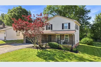6024 Yorktown Lane, Youngstown, OH 44515 - Photo 2