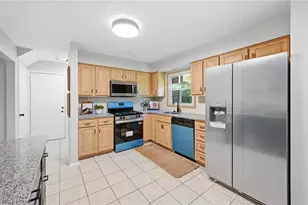 6024 Yorktown Ln, Youngstown, OH 44515 - Photo 8