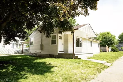 943 Erskine Avenue, Akron, OH 44306 - Photo 28