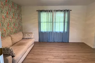 2187 Golfview Dr NE, New Philadelphia, OH 44663 - Photo 2