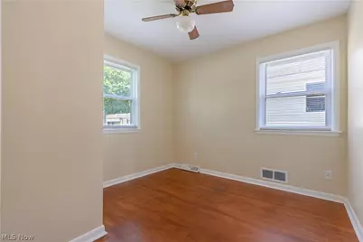 1925 Quayle Drive, Akron, OH 44312 - Photo 12
