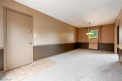1925 Quayle Drive, Akron, OH 44312 - Photo 24