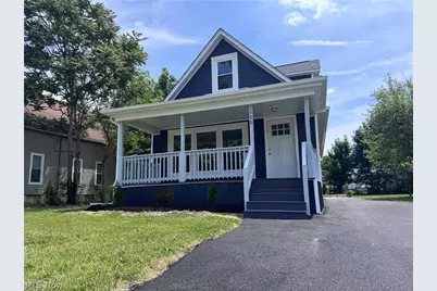 120 E 32nd Street, Lorain, OH 44055 - Photo 1