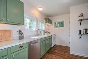 1033 N State St, Painesville, OH 44077 - Photo 2