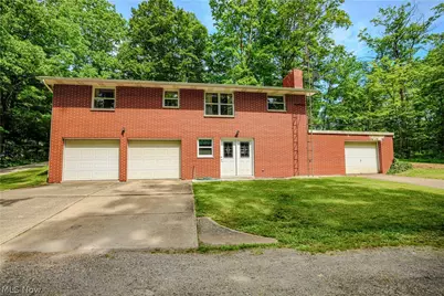 5475 Parks Avenue NE, Louisville, OH 44641 - Photo 12