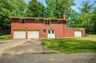 5475 Parks Ave NE, Louisville, OH 44641 - Photo 12