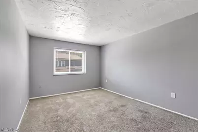12029 Clifton Boulevard #204, Oakwood, OH 44107 - Photo 16