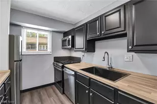 12029 Clifton Blvd, Oakwood, OH 44107 - Photo 12
