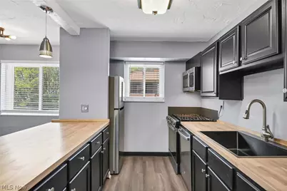 12029 Clifton Boulevard #204, Oakwood, OH 44107 - Photo 10