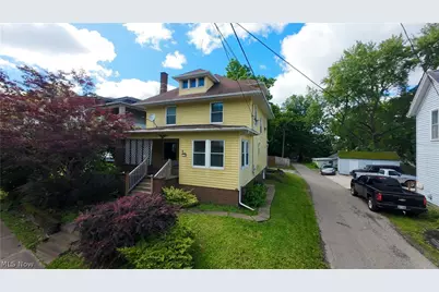 329 E Bowman Street, Wooster, OH 44691 - Photo 2