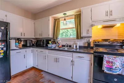 1703 41st Street NW, Canton, OH 44709 - Photo 18