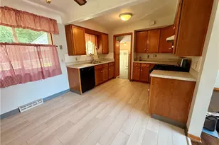 10121 Jasper Rd, Loveland, OH 44111 - Photo 10