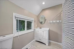 2115 W 93rd St, Loveland, OH 44102 - Photo 16