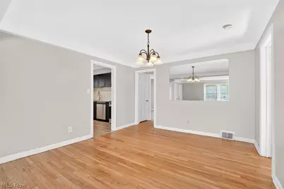 19239 Winslow Road #Lower, Huber Heights, OH 44122 - Photo 6
