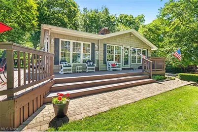 305 Hedgewood Drive, Akron, OH 44319 - Photo 40