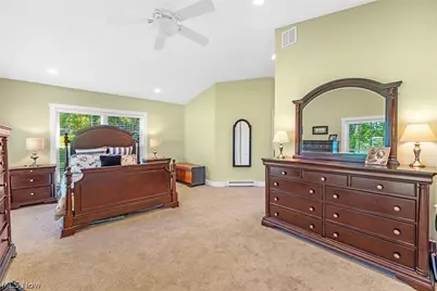 305 Hedgewood Drive, Akron, OH 44319 - Photo 22