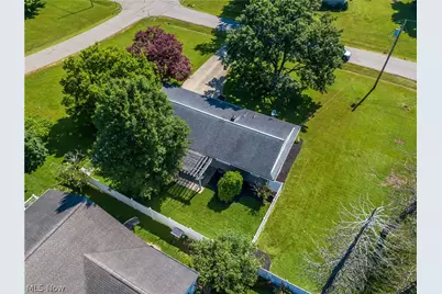11255 Eleanor Avenue NE, Hartville, OH 44632 - Photo 32