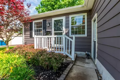 949 Saul Drive, Hubbard, OH 44425 - Photo 6