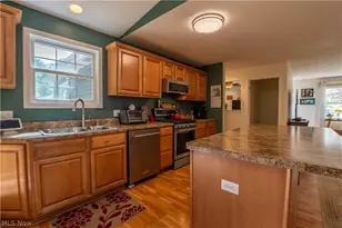 949 Saul Dr, Hubbard, OH 44425 - Photo 24