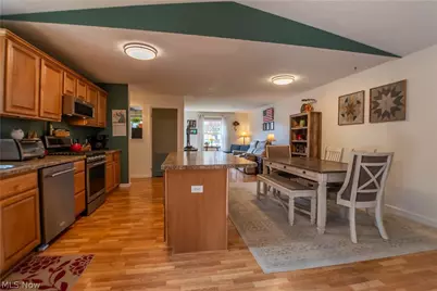 949 Saul Drive, Hubbard, OH 44425 - Photo 18