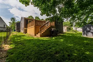 949 Saul Dr, Hubbard, OH 44425 - Photo 10