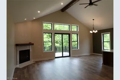 7069 Village Way Drive, Garrettsville, OH 44231 - Photo 4