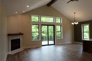 7069 Village Way Dr, Garrettsville, OH 44231 - Photo 4