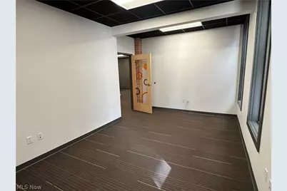 2217 E 9th Street #2nd fl, Loveland, OH 44115 - Photo 12