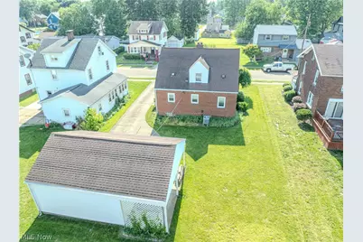 518 Edwards Street, Louisville, OH 44641 - Photo 34