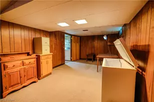 518 Edwards St, Louisville, OH 44641 - Photo 28