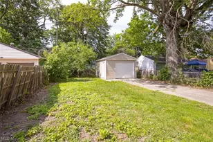 4507 Bridgeview Ave, Newburgh Heights, OH 44105 - Photo 30