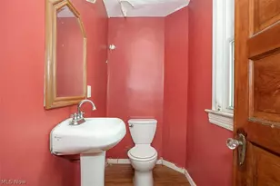 4507 Bridgeview Ave, Newburgh Heights, OH 44105 - Photo 16