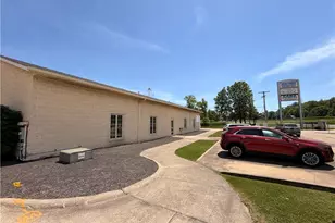 6395 Chittenden Rd, Hudson, OH 44236 - Photo 1