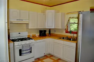 669 Scott Pl NW, Massillon, OH 44647 - Photo 10