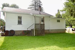 669 Scott Pl NW, Massillon, OH 44647 - Photo 4