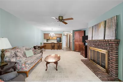 227-E Portage Lakes Drive, Akron, OH 44319 - Photo 8